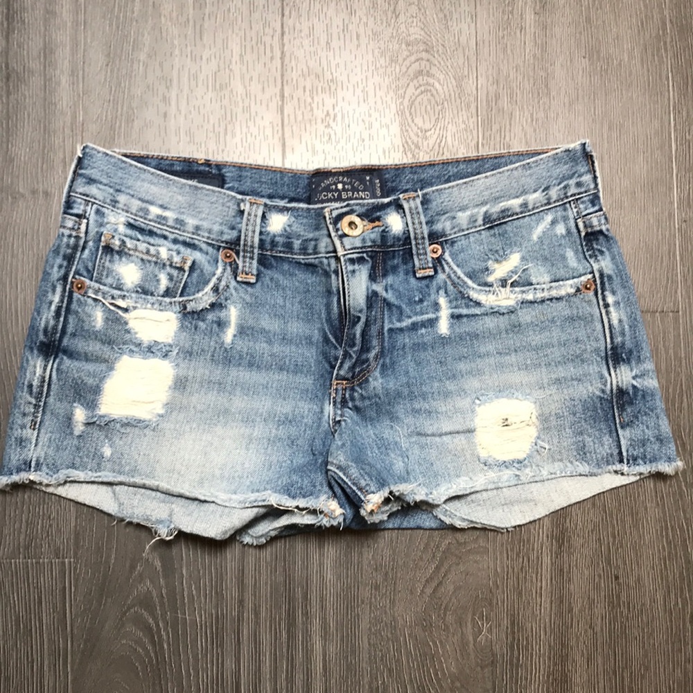 LuckyBrand 00 cut off jean shorts. Good condition